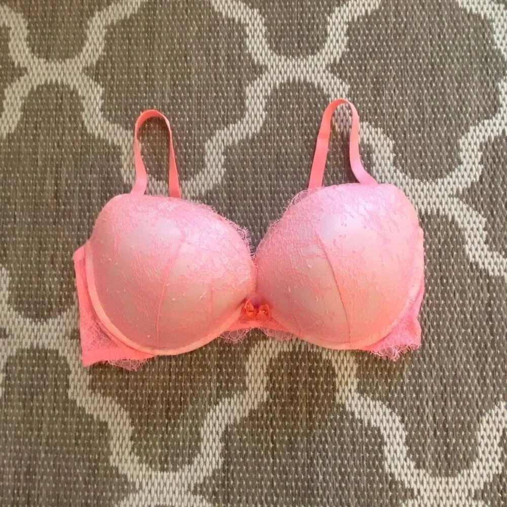 Victoria’s Secret push up Bra size 36DD